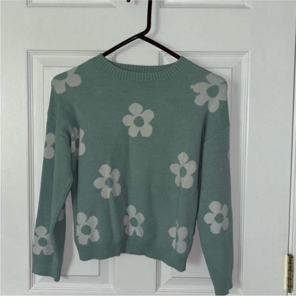 Girls floral sweater Sz XL - Picture 2 of 4